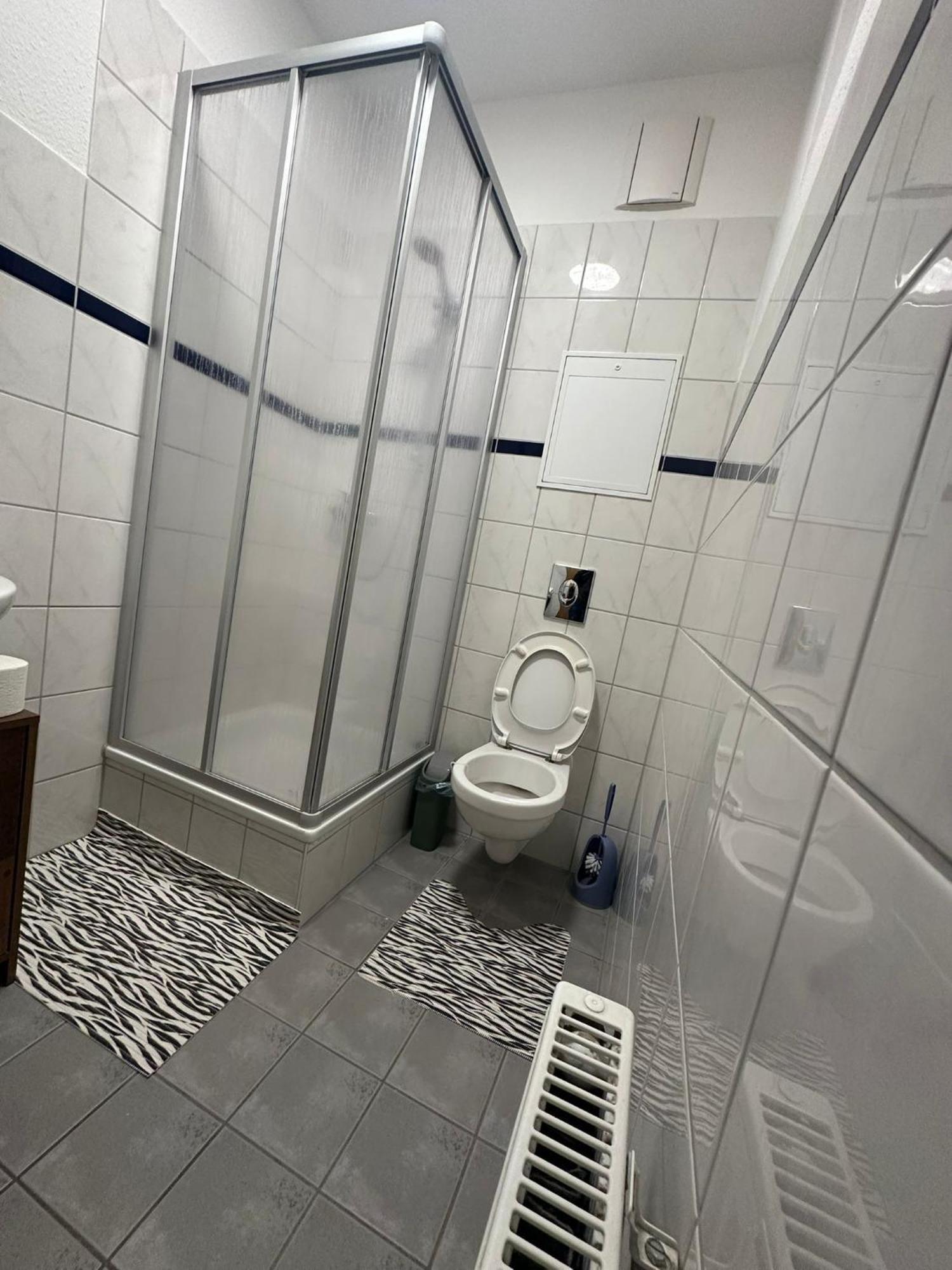 Fewo-Apartment Magdeburg Bagian luar foto